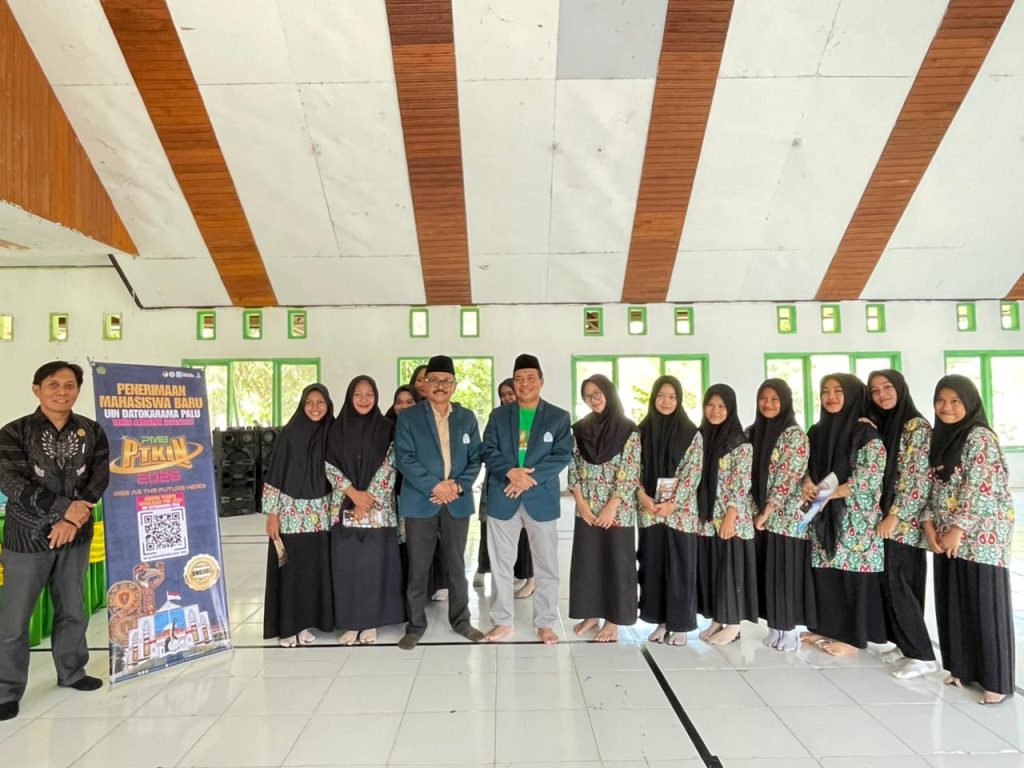 Dekan FSAINTEK UIN Datokarama Palu Dorong Literasi Sains dan Kampus Masa Depan di MA Al-Khairaat Wosu